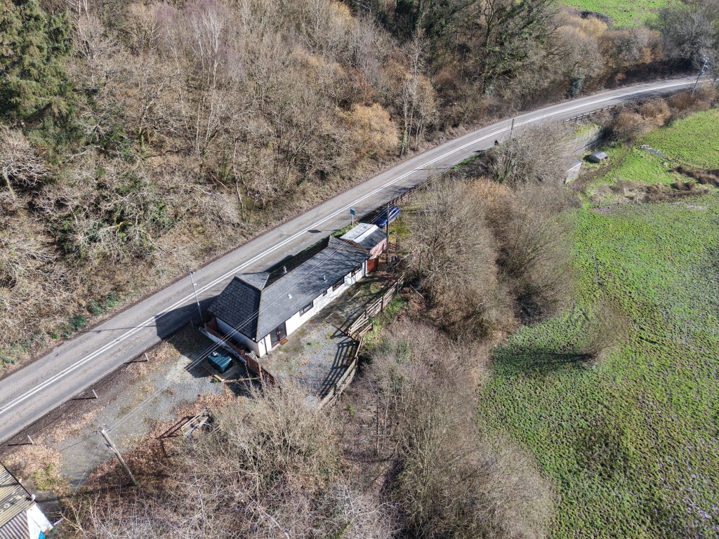 Lot: 141 - DETACHED TWO-BEDROOM BUNGALOW - Birds-eye-view